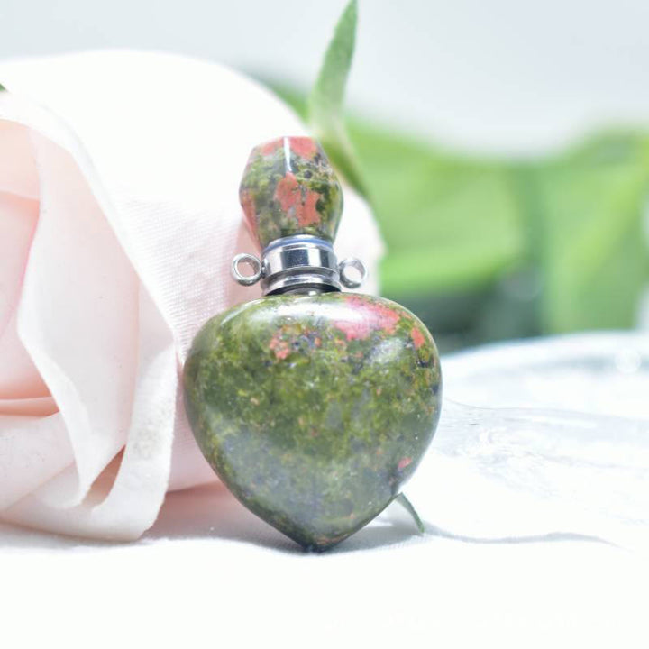 Collana con bottiglia d'amore con diffusore di oli essenziali di cristallo Olivenorma