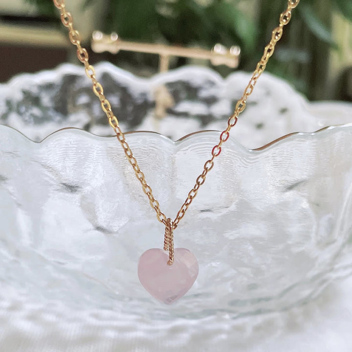 Collana in acciaio al titanio con taglio a cuore in cristallo naturale Olivenorma
