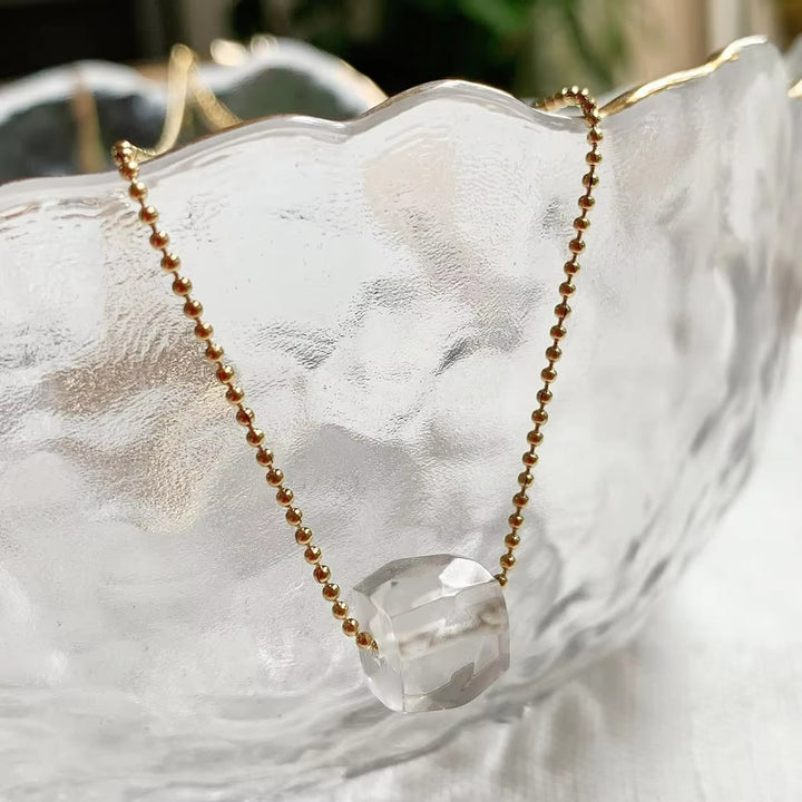 Collana con ciondolo a taglio quadrato in cristallo naturale Olivenorma