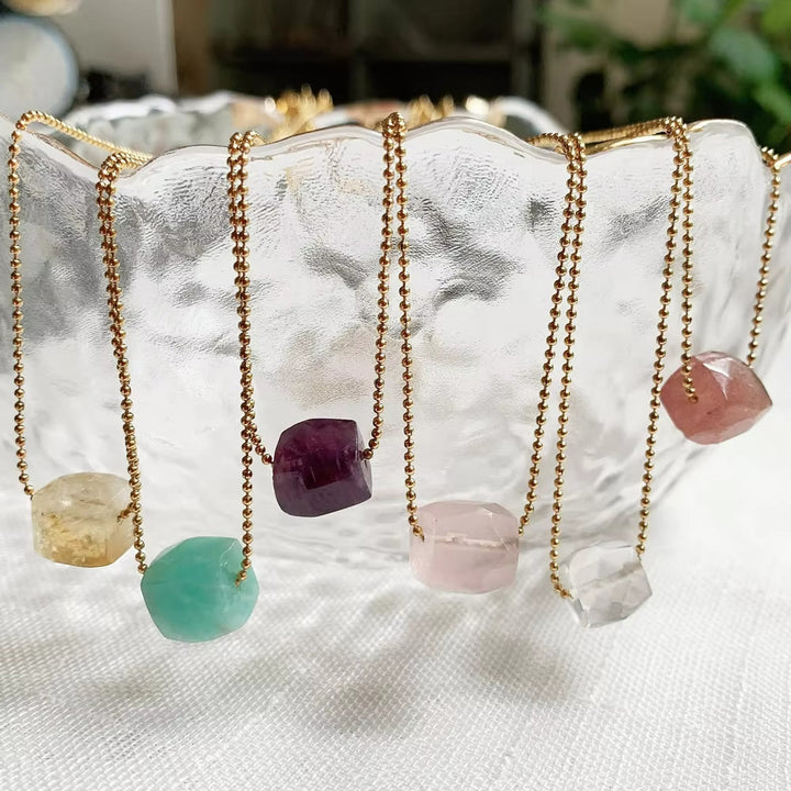 Collana con ciondolo a taglio quadrato in cristallo naturale Olivenorma