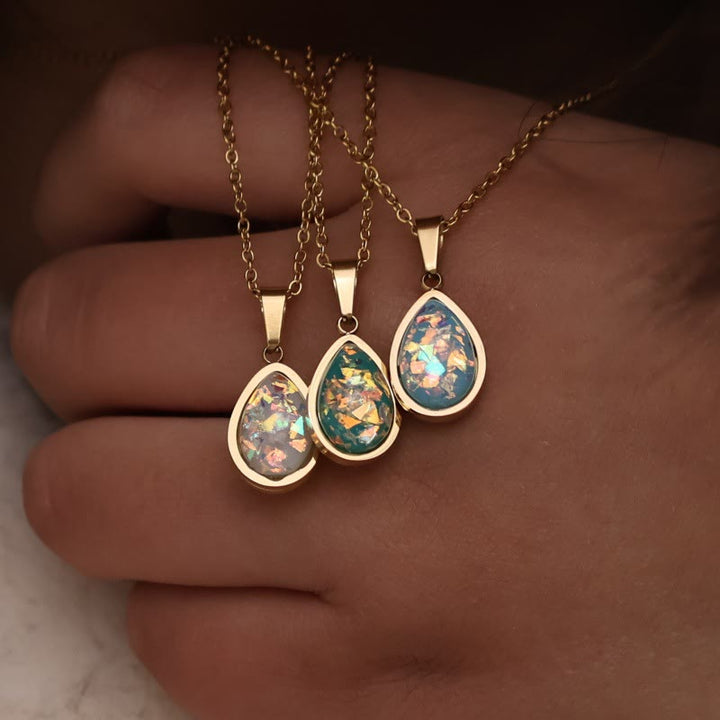 Collana con ciondolo a goccia in opale naturale francese Olivenorma