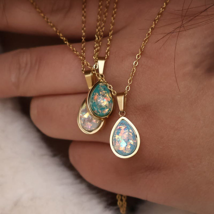 Collana con ciondolo a goccia in opale naturale francese Olivenorma