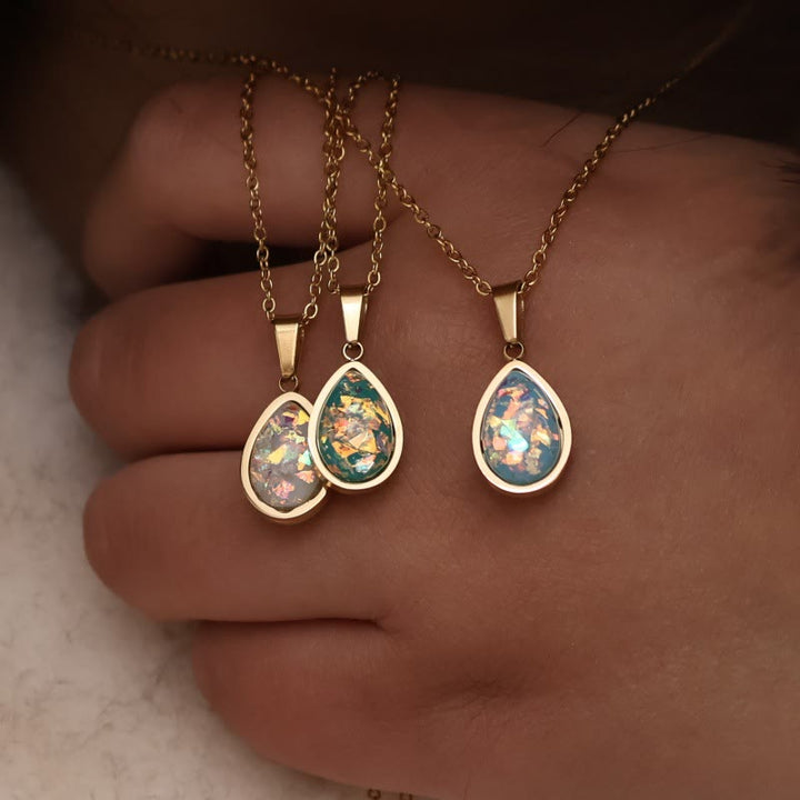 Collana con ciondolo a goccia in opale naturale francese Olivenorma