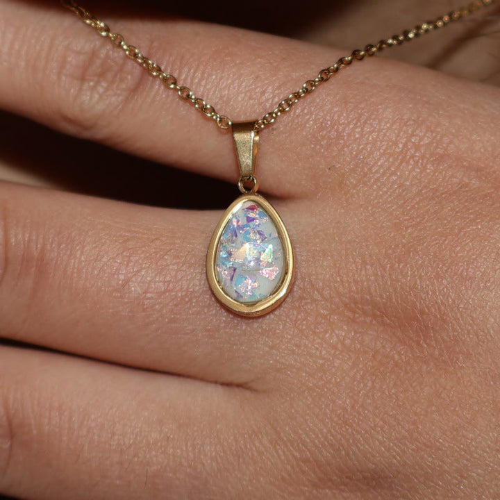 Collana con ciondolo a goccia in opale naturale francese Olivenorma