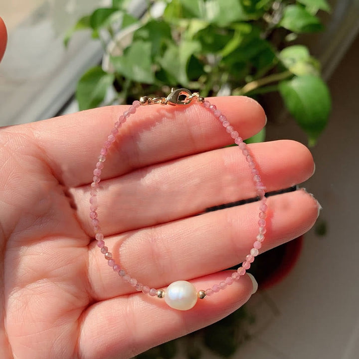 Olivenorma Bracciale con ciondolo in perle d'acqua dolce con perline di pietra da 2 mm