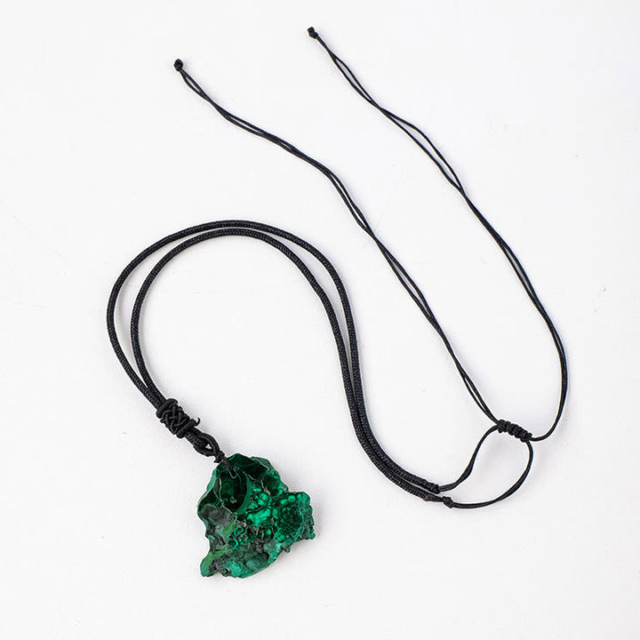 Collana con ciondolo in malachite naturale irregolare Olivenorma