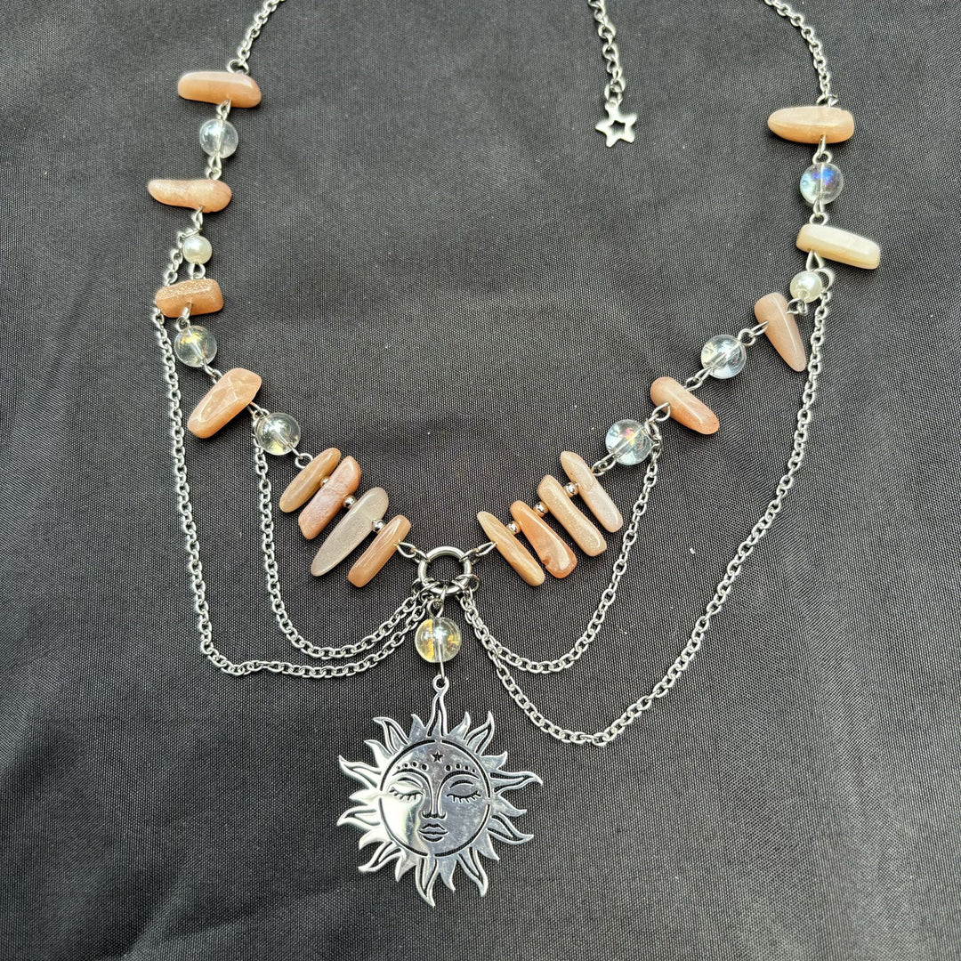 Collana girocollo a strati con ciondolo in pietra naturale del sole Olivenorma
