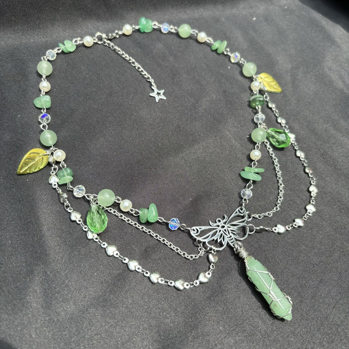 Collana girocollo a strati con ciondolo a farfalla in avventurina verde Olivenorma