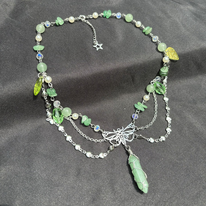 Collana girocollo a strati con ciondolo a farfalla in avventurina verde Olivenorma
