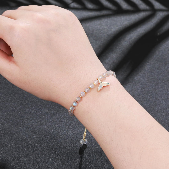 Bracciale con ciondolo a coda di balena in perline di labradorite naturale Olivenorma