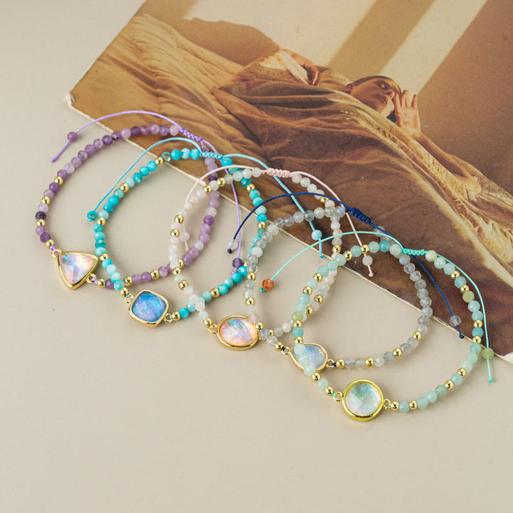 Olivenorma Bracciale con ciondolo in opale colorato con perline di cristallo naturale