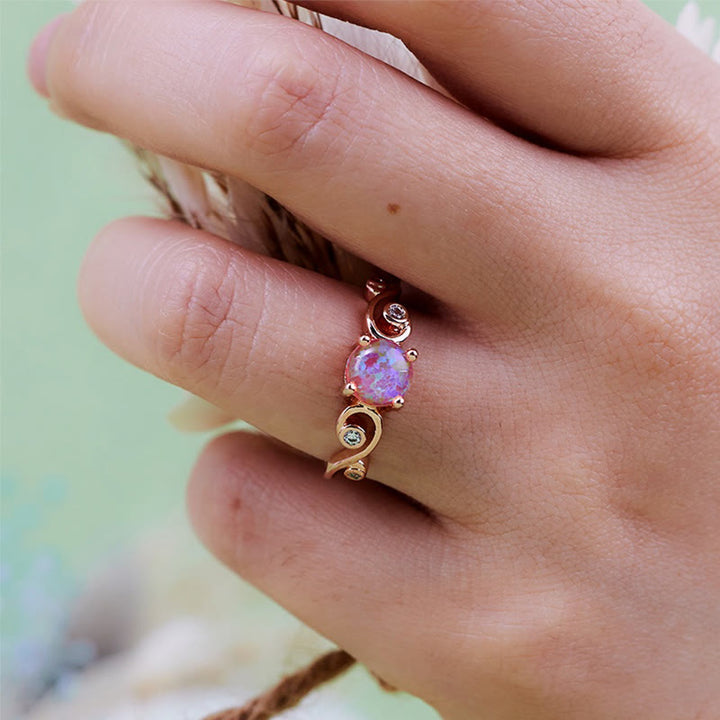 Anello Olivenorma con vite in opale bianco viola naturale
