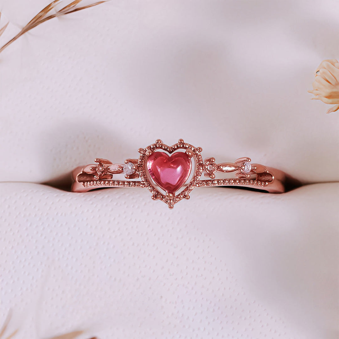 Anello a forma di corona di principessa in granato a forma di cuore Olivenorma