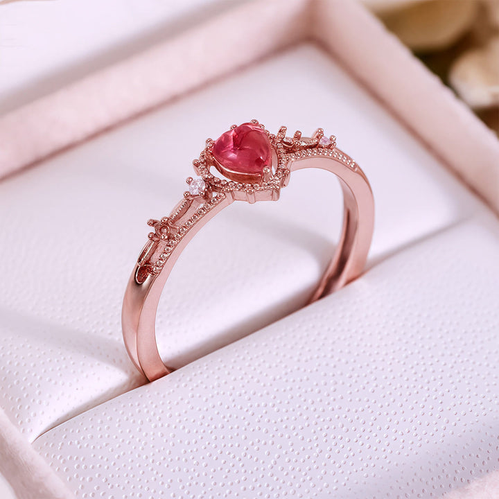 Anello a forma di corona di principessa in granato a forma di cuore Olivenorma