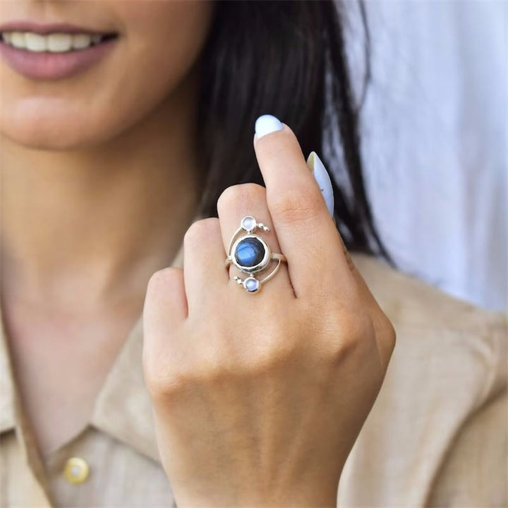 Anello in lega con design avvolgente satellitare in labradorite naturale Olivenorma