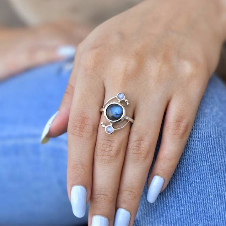 Anello in lega con design avvolgente satellitare in labradorite naturale Olivenorma