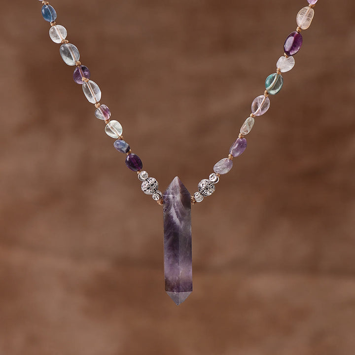 Collana con ciondolo esagonale in ametista e perline di fluorite Olivenorma