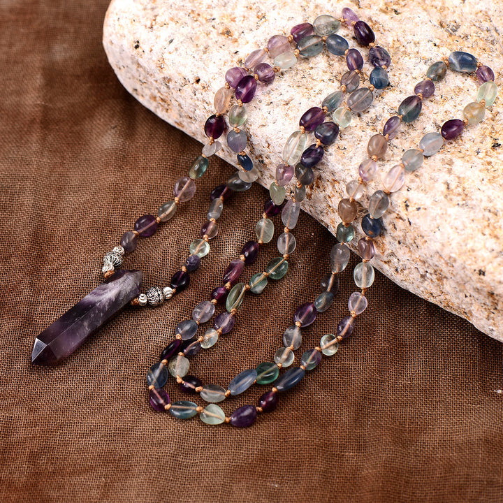 Collana con ciondolo esagonale in ametista e perline di fluorite Olivenorma