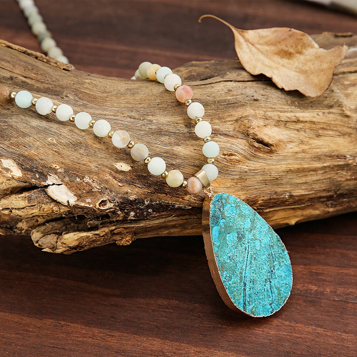 Collana con ciondolo a goccia con perline di amazzonite Olivenorma