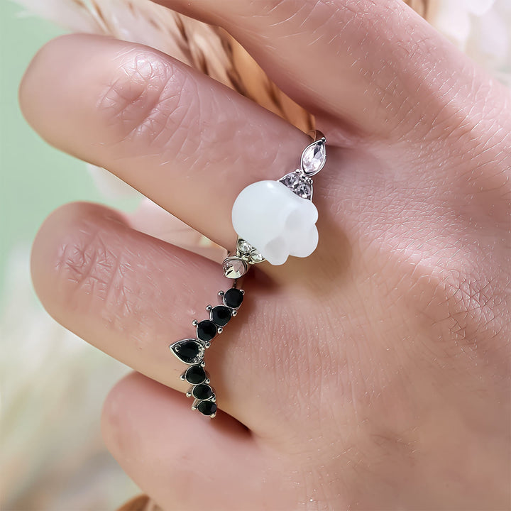 Olivenorma Gothic Resin Skull e anello a corona in moissanite