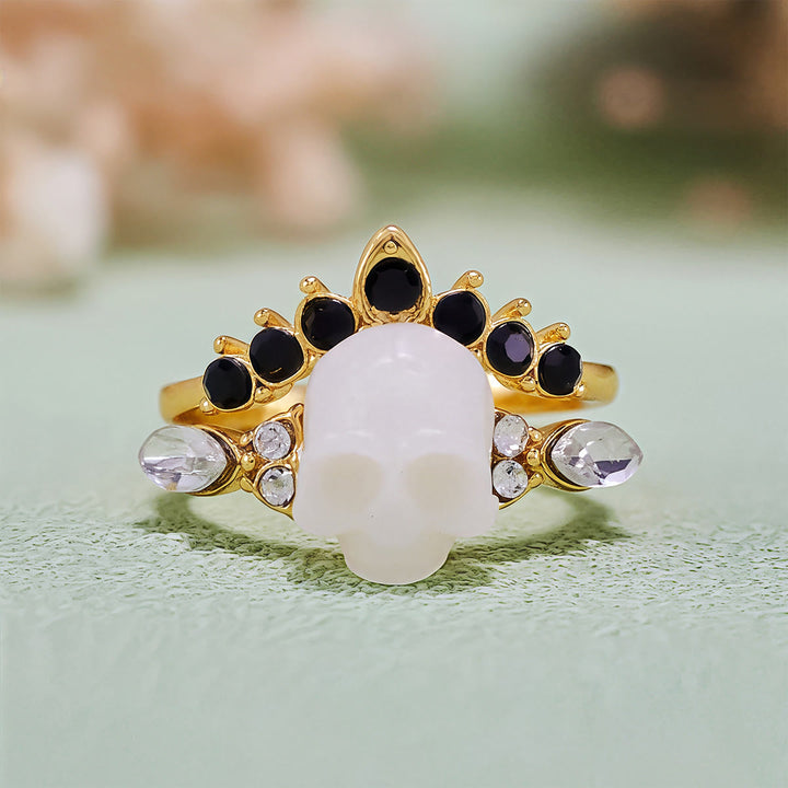 Olivenorma Gothic Resin Skull e anello a corona in moissanite