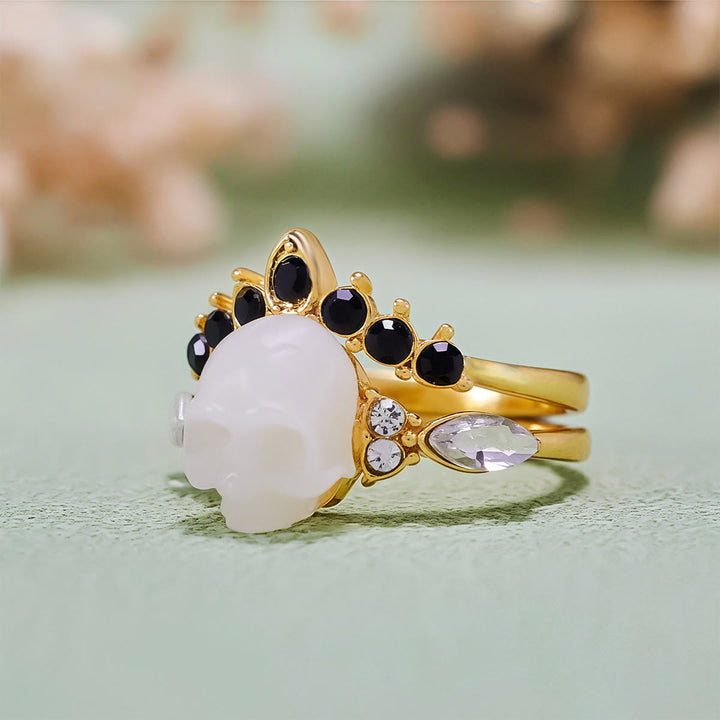 Olivenorma Gothic Resin Skull e anello a corona in moissanite