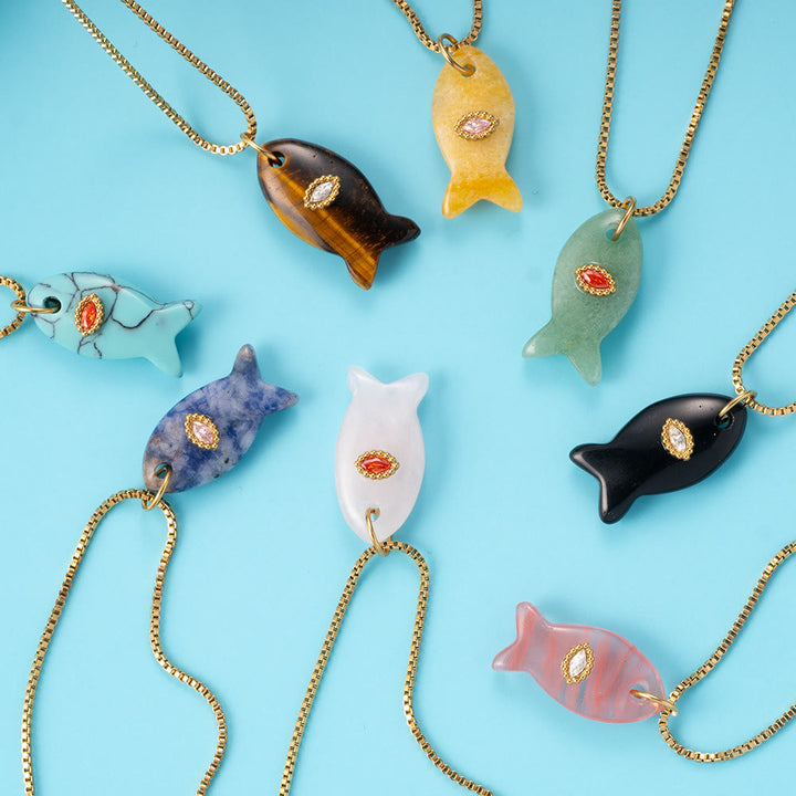 Collana con ciondolo a forma di pesce in pietra naturale Olivenorma