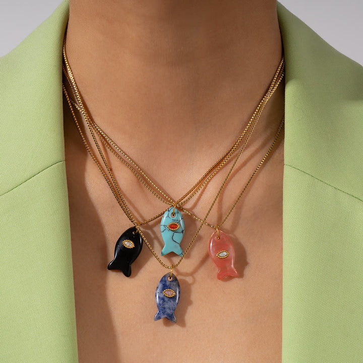 Collana con ciondolo a forma di pesce in pietra naturale Olivenorma