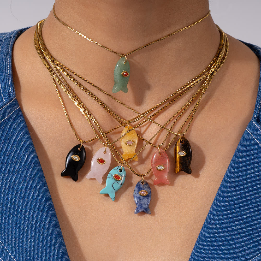 Collana con ciondolo a forma di pesce in pietra naturale Olivenorma