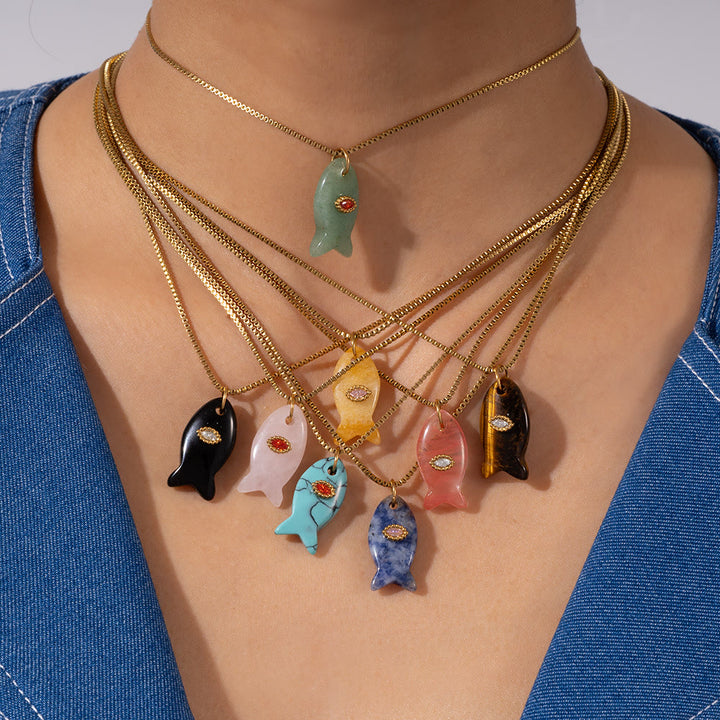 Collana con ciondolo a forma di pesce in pietra naturale Olivenorma
