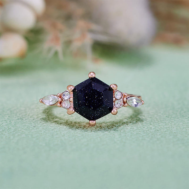 Anello di fidanzamento Olivenorma con foglia di moissanite in arenaria blu taglio esagonale