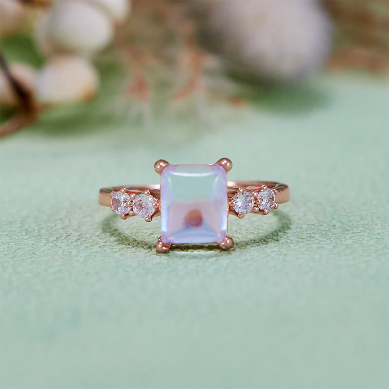 Anello Olivenorma con pietra di luna sintetica a taglio quadrato