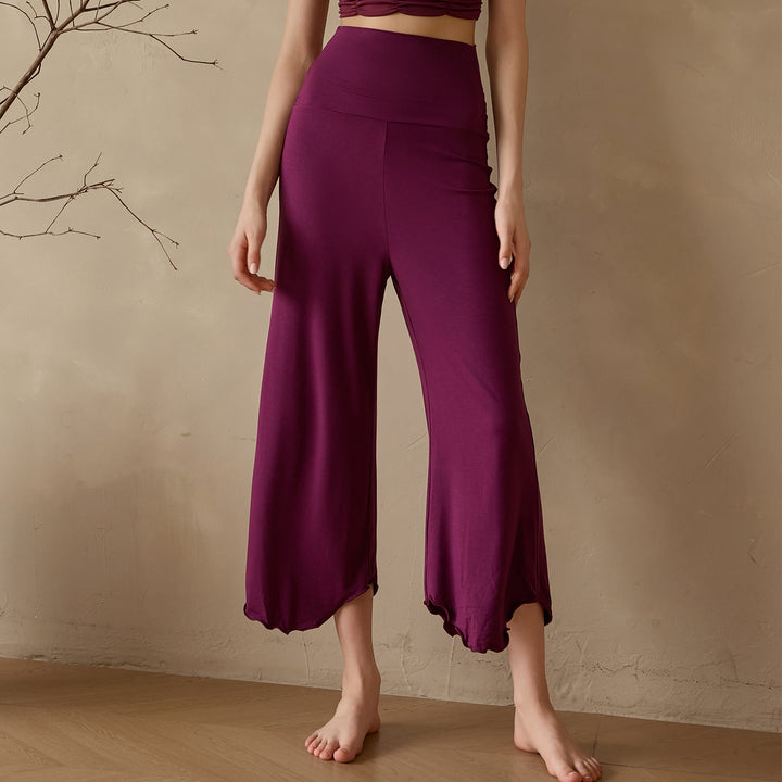 Pantaloni da yoga da donna Olivenorma a zampa, in tinta unita, elasticizzati, corti e svasati, in tessuto lycra. - Viola - XL - image 7