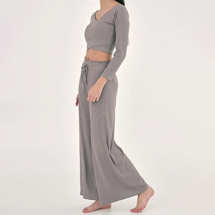 Pantaloni da yoga rilassati a vita alta Olivenorma