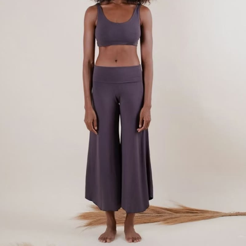 Pantaloni svasati a vita alta da yoga Olivenorma - image 2