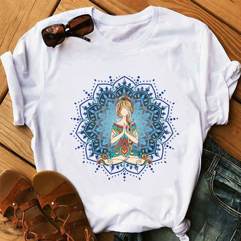 Maglietta Olivenorma Lotus Yoga Meditazione Albero della Vita - Loto Blu e Ragazza in Meditazione - 2XL - image 2