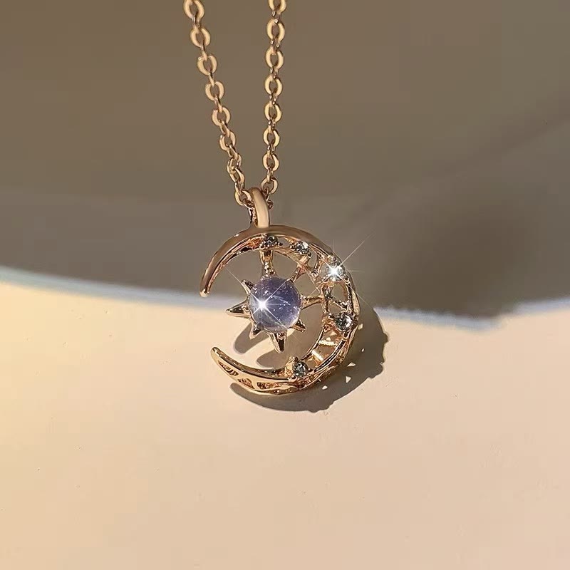 Collana Olivenorma Celestial Dainty Moon con pietra di luna