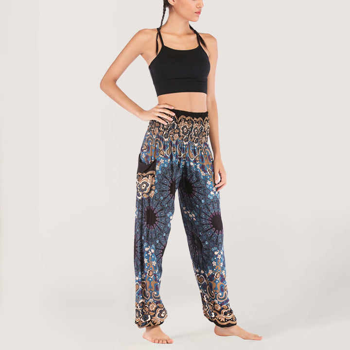 Olivenorma - Pantaloni harem da donna in viscosa con elastico in vita e stampa mandala a fiocchi di neve