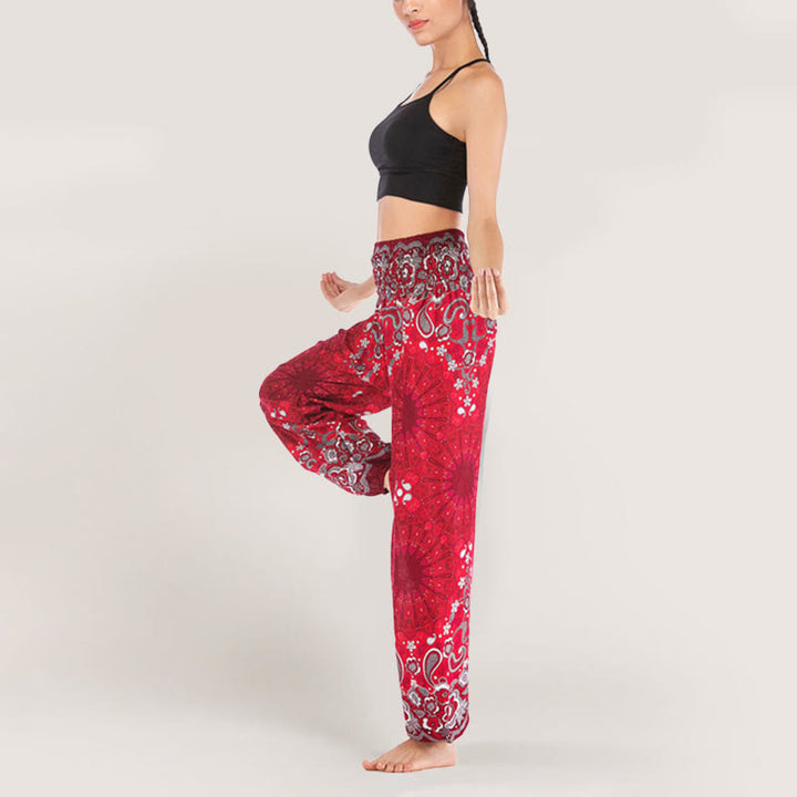 Olivenorma - Pantaloni harem da donna in viscosa con elastico in vita e stampa mandala a fiocchi di neve - image 36