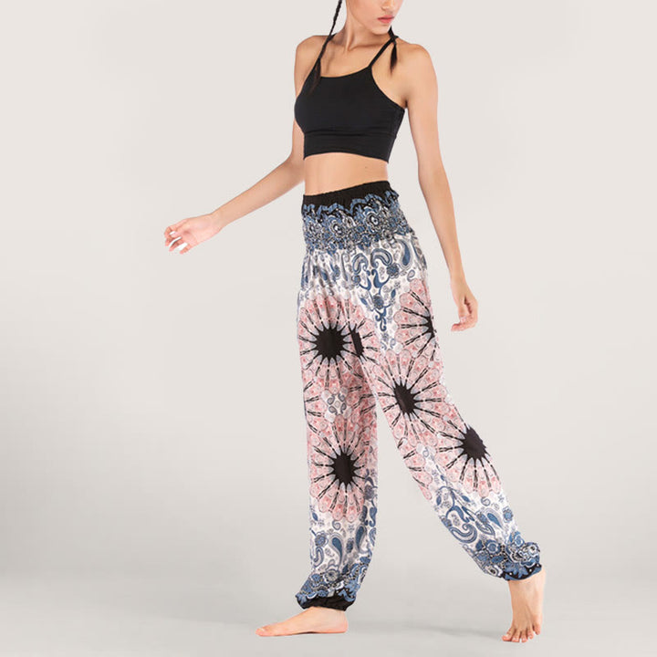 Olivenorma - Pantaloni harem da donna in viscosa con elastico in vita e stampa mandala a fiocchi di neve
