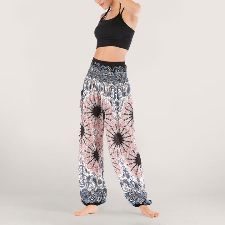 Olivenorma - Pantaloni harem da donna in viscosa con elastico in vita e stampa mandala a fiocchi di neve