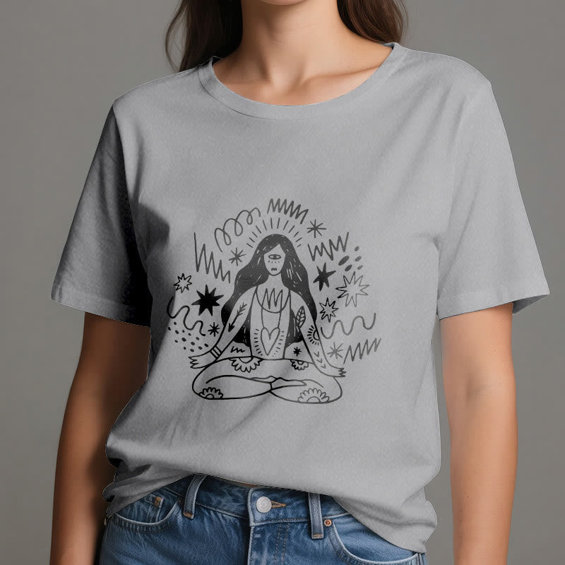 Maglietta Olivenorma con disegno graffiti e yoga girl - image 9