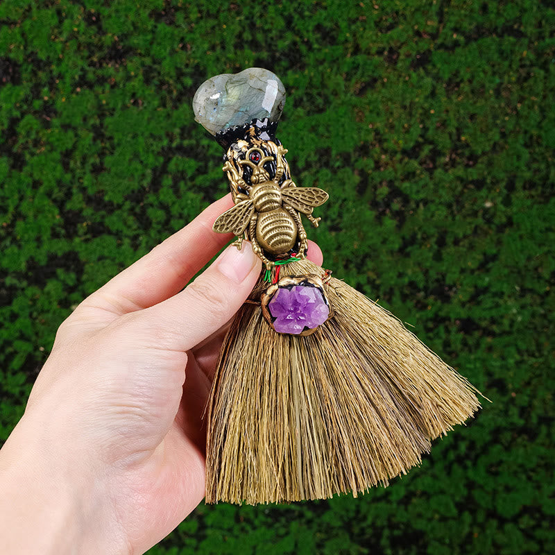 Scopa di cristallo a forma di cuore Olivenorma per la purificazione delle streghe, decorazione Wiccan - image 3