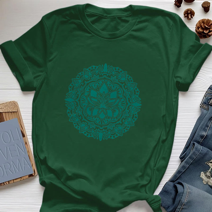 Maglietta con stampa di loto verde Olivenorma