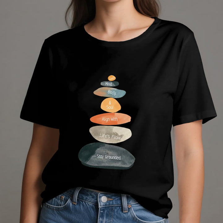 Olivenorma "Stay Grounded" T-shirt spirituale in cotone leggero - image 6