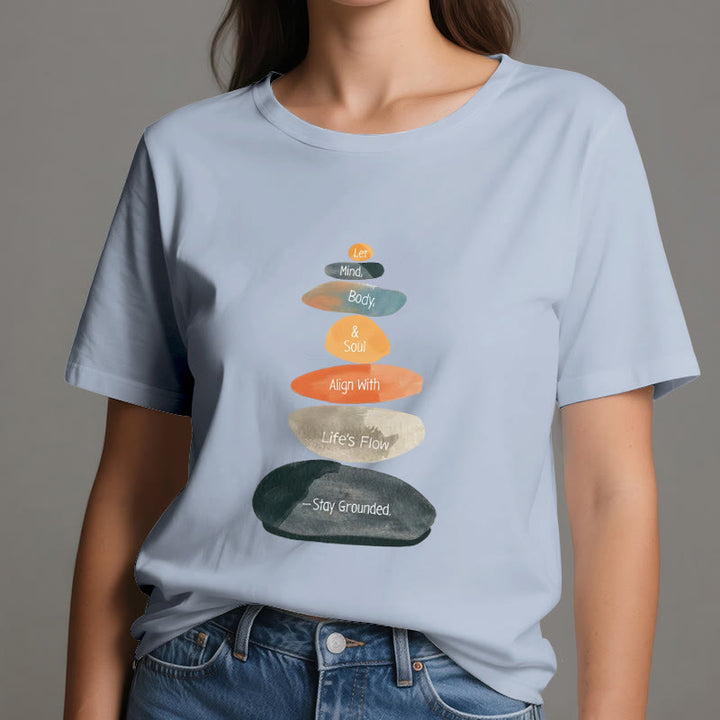 Olivenorma "Stay Grounded" T-shirt spirituale in cotone leggero - image 12