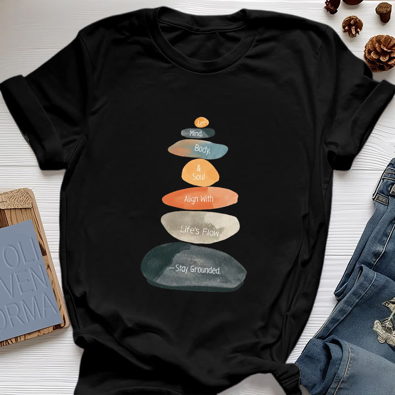 Olivenorma "Stay Grounded" T-shirt spirituale in cotone leggero - Nero - 2XL - image 5