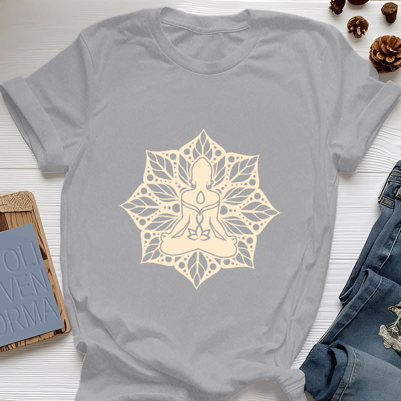 Maglietta Olivenorma Medala Floral Meditation Yoga - Grigio - 2XL - image 1