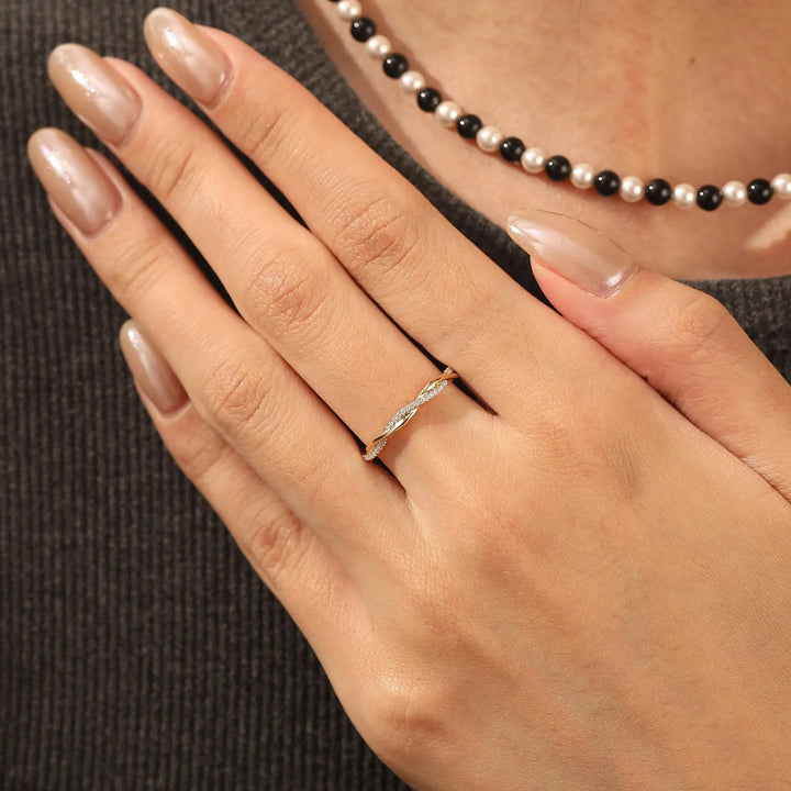 Anello d'amore intrecciato "Bound by Grace" Olivenorma