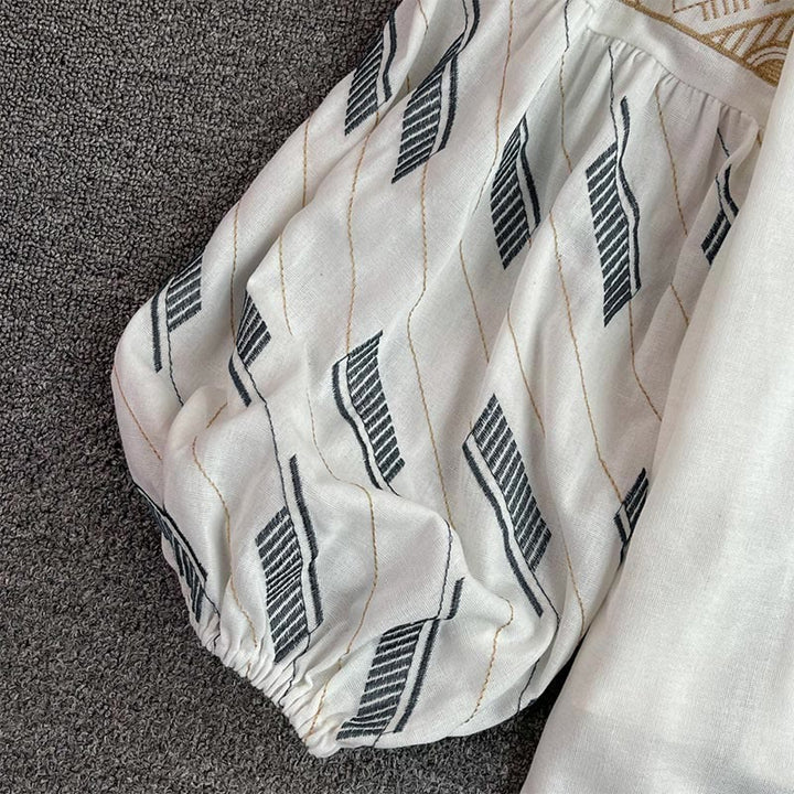 Camicia da donna Olivenorma con maniche a lanterna e ricamo geometrico totem